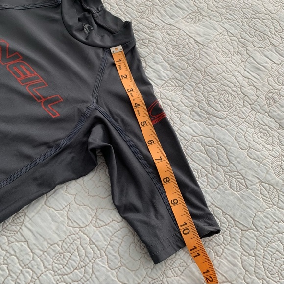 O'Neill Kid’s Gray Rashguard Size 10 - Picture 7 of 8